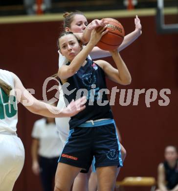 Basketball Damen Superliga. Grunddurchgang 8. Runde. KOS Celovec Damen gegen Vienna Timberwolves.  Patricia Pauer (KOS), Zoe Claire Sonvilla  (Vienna Timberwolves). Klagenfurt, 3.12.2022.
Foto: Kuess
---
pressefotos, pressefotografie, kuess, qs, qspictures, sport, bild, bilder, bilddatenbank