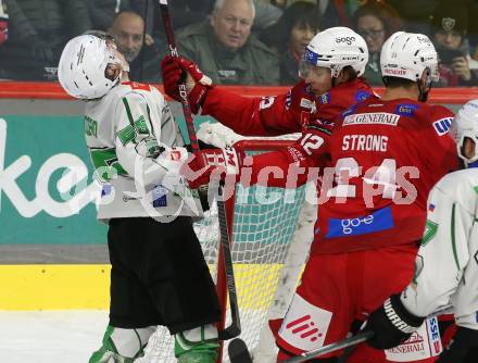 EBEL. Eishockey Bundesliga. EC KAC gegen  HK Olimpija. David Maier,   (KAC),  Christopher Dodero   (Laibach). Klagenfurt, am 4.12.2022.
Foto: Kuess
www.qspictures.net
---
pressefotos, pressefotografie, kuess, qs, qspictures, sport, bild, bilder, bilddatenbank