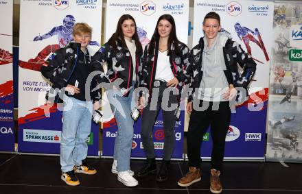 Schi Alpin. Schi Nordisch. Biathlon. Einkleidung Landesschiverband.   Janik Andreycic (Schi Alpin), Fiona Pinter (Langlauf), Chiara Pinter (Langlauf), Elias Jaeger (Biathlon). Klagenfurt, am 3.12.2022.
Foto: Kuess

---
pressefotos, pressefotografie, kuess, qs, qspictures, sport, bild, bilder, bilddatenbank
