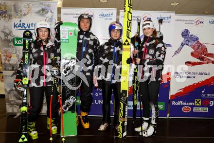 Schi Alpin. Schi Nordisch. Biathlon. Einkleidung Landesschiverband.   Lara Baurecht (Schi Alpin),  Andreas Paheiner (Snowboard), Julian Jost (Schispringen), Anna Ulbing Groeblacher (Biathlon),. Klagenfurt, am 3.12.2022.
Foto: Kuess

---
pressefotos, pressefotografie, kuess, qs, qspictures, sport, bild, bilder, bilddatenbank