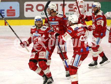 EBEL. Eishockey Bundesliga. EC KAC gegen  Salzburg.  Torjubel Manuel Ganahl, Nicholas Eric Petersen, Clemens Unterweger, Rok Ticar (KAC). Klagenfurt, am 9.12.2022.
Foto: Kuess
www.qspictures.net
---
pressefotos, pressefotografie, kuess, qs, qspictures, sport, bild, bilder, bilddatenbank