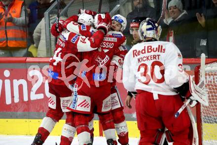 EBEL. Eishockey Bundesliga. EC KAC gegen  Salzburg. Torjubel Lucas Lessio, Matthew Fraser, Paul Postma  (KAC). Klagenfurt, am 9.12.2022.
Foto: Kuess
www.qspictures.net
---
pressefotos, pressefotografie, kuess, qs, qspictures, sport, bild, bilder, bilddatenbank