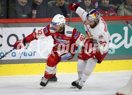 EBEL. Eishockey Bundesliga. EC KAC gegen  Salzburg.  Clemens Unterweger,  (KAC),    Florian Baltram (Salzburg). Klagenfurt, am 9.12.2022.
Foto: Kuess
www.qspictures.net
---
pressefotos, pressefotografie, kuess, qs, qspictures, sport, bild, bilder, bilddatenbank