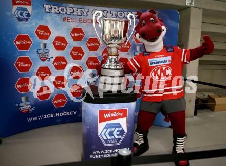 Eishockey Bundesliga. KAC gegen Red Bull Salzburg. ICE Meisterpokal, Trophy on tour. Maskottchen Lindi. KLagenfurt, am 9.12 2022.
Foto: Kuess
www.qspictures.net
---
pressefotos, pressefotografie, kuess, qs, qspictures, sport, bild, bilder, bilddatenbank