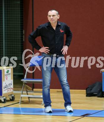 Basketball 2. Liga 2022/2023. Grunddurchgang 10. Runde. Woerthersee Piraten gegen  Mistelbach Mustangs.   Trainer Martin Weissenboeck  (Mistelbach). Klagenfurt, am 10.12.2022.
Foto: Kuess
www.qspictures.net
---
pressefotos, pressefotografie, kuess, qs, qspictures, sport, bild, bilder, bilddatenbank