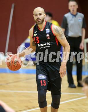 Basketball 2. Liga 2022/2023. Grunddurchgang 10. Runde. Woerthersee Piraten gegen  Mistelbach Mustangs.  Michal Norwa (Mistelbach). Klagenfurt, am 10.12.2022.
Foto: Kuess
www.qspictures.net
---
pressefotos, pressefotografie, kuess, qs, qspictures, sport, bild, bilder, bilddatenbank