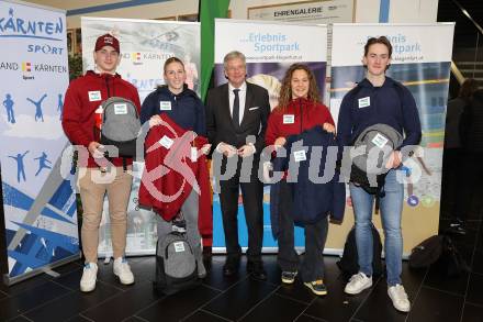 Kaernten Sport. Sportlermeeting. Vertragsunterzeichnung.    Stephan Bacher (Leichtathletik), Hannah Ladinig (Leichtathletik), Landeshauptmann Peter Kaiser, Lea Bostjancic (Leichtathletik), Lukas Pullnig (Leichtathletik): Klagenfurt, am 16.12.2022.
Foto: Kuess

---
pressefotos, pressefotografie, kuess, qs, qspictures, sport, bild, bilder, bilddatenbank