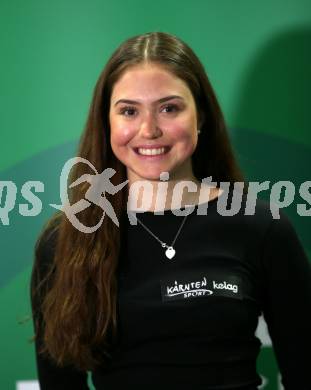 Kaernten Sport. Sportlermeeting. Vertragsunterzeichnung.    Johanna Martini (Radsport): Klagenfurt, am 16.12.2022.
Foto: Kuess

---
pressefotos, pressefotografie, kuess, qs, qspictures, sport, bild, bilder, bilddatenbank