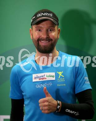 Kaernten Sport. Sportlermeeting. Vertragsunterzeichnung.   Dominik Pacher (Ultralauf) : Klagenfurt, am 16.12.2022.
Foto: Kuess

---
pressefotos, pressefotografie, kuess, qs, qspictures, sport, bild, bilder, bilddatenbank