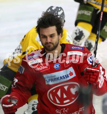 EBEL. Eishockey Bundesliga. EC KAC gegen  HC Pustertal.  Marcel Witting (KAC). Klagenfurt, am 18.12.2022.
Foto: Kuess
www.qspictures.net
---
pressefotos, pressefotografie, kuess, qs, qspictures, sport, bild, bilder, bilddatenbank