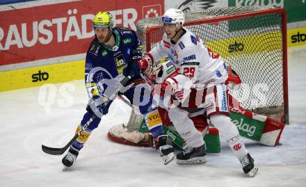 EBEL. Eishockey Bundesliga. VSV gegen KAC.  Kevin Moderer,  (VSV),  Mike Zalewski  (KAC). Villach, am 20.12.2022.
Foto: Kuess
www.qspictures.net
---
pressefotos, pressefotografie, kuess, qs, qspictures, sport, bild, bilder, bilddatenbank