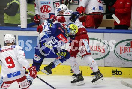 EBEL. Eishockey Bundesliga. VSV gegen KAC. Nicolas Rivett-Mattinen,   (VSV),  Nikolaus Kraus  (KAC). Villach, am 20.12.2022.
Foto: Kuess
www.qspictures.net
---
pressefotos, pressefotografie, kuess, qs, qspictures, sport, bild, bilder, bilddatenbank