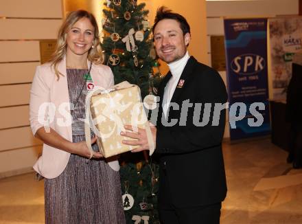 Nacht des Sports. Sportgala. Sportler des Jahres 2022.      Sabine Schoeffmann, Alexander Payer. Velden, am 21.12.2022.
Foto: Kuess
www.qspictures.net


---
pressefotos, pressefotografie, kuess, qs, qspictures, sport, bild, bilder, bilddatenbank