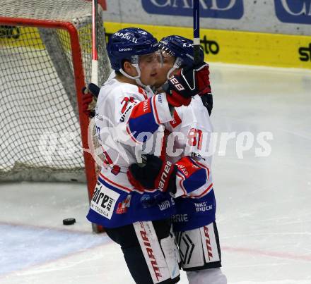 EBEL. Eishockey Bundesliga. EC VSV gegen HC TIWAG Innsbruck.   Torjubel Tyler Coulter, Corey MacKin  (Innsbruck). Villach, am 26.12.2022.
Foto: Kuess
www.qspictures.net
---
pressefotos, pressefotografie, kuess, qs, qspictures, sport, bild, bilder, bilddatenbank