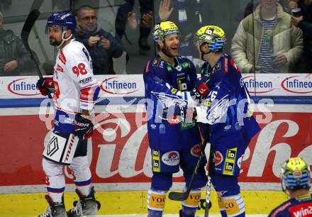 EBEL. Eishockey Bundesliga. EC VSV gegen HC TIWAG Innsbruck. Torjubel Kevin Moderer, Dominik Grafenthin    (VSV). Villach, am 26.12.2022.
Foto: Kuess
www.qspictures.net
---
pressefotos, pressefotografie, kuess, qs, qspictures, sport, bild, bilder, bilddatenbank
