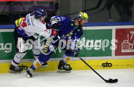EBEL. Eishockey Bundesliga. EC VSV gegen HC TIWAG Innsbruck.   Simon Despres,  (VSV),    Nico Feldner  (Innsbruck). Villach, am 26.12.2022.
Foto: Kuess
www.qspictures.net
---
pressefotos, pressefotografie, kuess, qs, qspictures, sport, bild, bilder, bilddatenbank