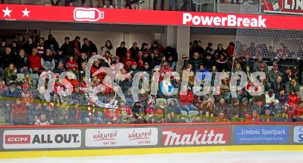 EBEL. Eishockey Bundesliga. EC KAC gegen  Steinbach Black Wings Linz.  Fans  (KAC). Klagenfurt, am 30.12.2022.
Foto: Kuess
www.qspictures.net
---
pressefotos, pressefotografie, kuess, qs, qspictures, sport, bild, bilder, bilddatenbank