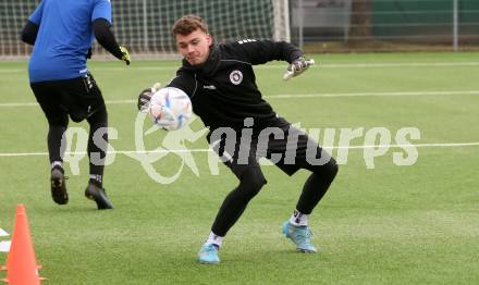 Fussball Bundesliga. Training SK Austria Klagenfurt.   David Puntigam . Klagenfurt, am 4.1.2023.
Foto: Kuess


---
pressefotos, pressefotografie, kuess, qs, qspictures, sport, bild, bilder, bilddatenbank