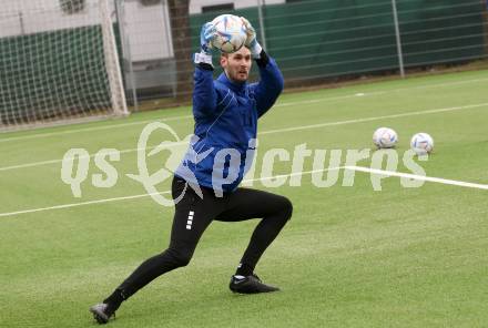 Fussball Bundesliga. Training SK Austria Klagenfurt.   Marco Knaller . Klagenfurt, am 4.1.2023.
Foto: Kuess


---
pressefotos, pressefotografie, kuess, qs, qspictures, sport, bild, bilder, bilddatenbank