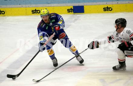 EBEL. Eishockey Bundesliga. EC VSV gegen BEMER Pioneers Vorarlberg.  John Hughes, (VSV),   Andreas Heier    (Vorarlberg). Villach, am 8.1.2023
Foto: Kuess
www.qspictures.net
---
pressefotos, pressefotografie, kuess, qs, qspictures, sport, bild, bilder, bilddatenbank