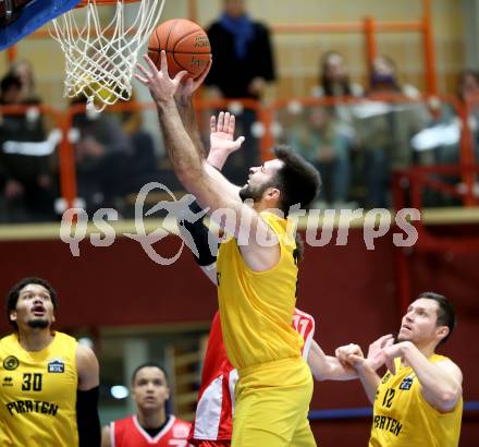 Basketball 2. Liga 2022/2023. Grunddurchgang 12. Runde. Woerthersee Piraten gegen  Upper Austrian Ballers.   Marin Sliskovic (Piraten). Klagenfurt, am 7.1.2023.
Foto: Kuess
www.qspictures.net
---
pressefotos, pressefotografie, kuess, qs, qspictures, sport, bild, bilder, bilddatenbank