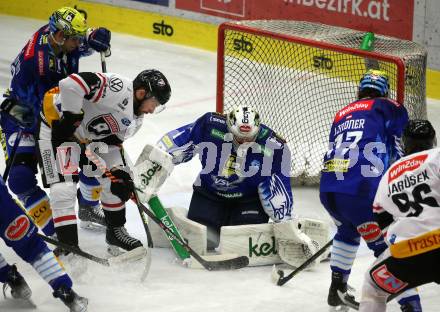 EBEL. Eishockey Bundesliga. EC VSV gegen BEMER Pioneers Vorarlberg.    Jean Philippe Lamoureux, (VSV),   Kevin Macierzynski  (Vorarlberg). Villach, am 8.1.2023
Foto: Kuess
www.qspictures.net
---
pressefotos, pressefotografie, kuess, qs, qspictures, sport, bild, bilder, bilddatenbank