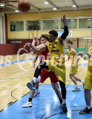 Basketball 2. Liga 2022/2023. Grunddurchgang 12. Runde. Woerthersee Piraten gegen  Upper Austrian Ballers.   Marcus Holyfield (Piraten),  Dejan Kovacevic (Upper Austrian Ballers). Klagenfurt, am 7.1.2023.
Foto: Kuess
www.qspictures.net
---
pressefotos, pressefotografie, kuess, qs, qspictures, sport, bild, bilder, bilddatenbank
