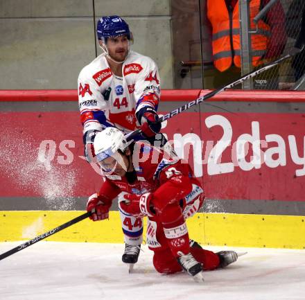 EBEL. Eishockey Bundesliga. EC KAC gegen  HC TIWAG Innsbruck. Samuel Witting (KAC), Thomas Mader (Innsbruck). Klagenfurt, am 13.1.2023.
Foto: Kuess
www.qspictures.net
---
pressefotos, pressefotografie, kuess, qs, qspictures, sport, bild, bilder, bilddatenbank