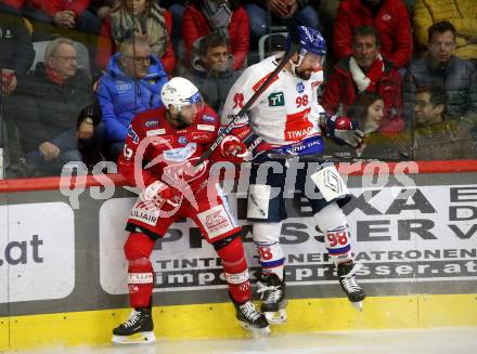EBEL. Eishockey Bundesliga. EC KAC gegen  HC TIWAG Innsbruck.   Rok Ticar (KAC),  Jan Lattner (Innsbruck). Klagenfurt, am 13.1.2023.
Foto: Kuess
www.qspictures.net
---
pressefotos, pressefotografie, kuess, qs, qspictures, sport, bild, bilder, bilddatenbank