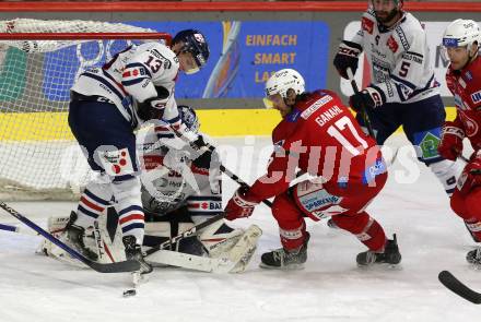 EBEL. Eishockey Bundesliga. EC KAC gegen  Hydro Fehervar AV 19.  Manuel Ganahl,  (KAC),    Kristof Nemeth, Olivier Roy  (Fehervar). Klagenfurt, am 17.1.2023.
Foto: Kuess
www.qspictures.net
---
pressefotos, pressefotografie, kuess, qs, qspictures, sport, bild, bilder, bilddatenbank