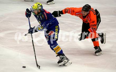 EBEL. Eishockey Bundesliga. EC VSV gegen Graz99ers.   Chris Collins,  (VSV),  Sam Antonitsch   (Graz). Villach, am 20.1.2023
Foto: Kuess
www.qspictures.net
---
pressefotos, pressefotografie, kuess, qs, qspictures, sport, bild, bilder, bilddatenbank