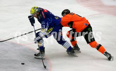 EBEL. Eishockey Bundesliga. EC VSV gegen Graz99ers.   Chris Collins,   (VSV), Aleksi Salonen   (Graz). Villach, am 20.1.2023
Foto: Kuess
www.qspictures.net
---
pressefotos, pressefotografie, kuess, qs, qspictures, sport, bild, bilder, bilddatenbank