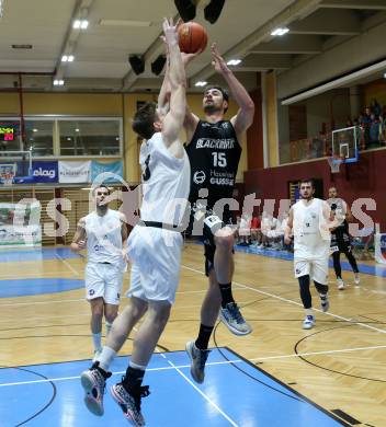 Basketball 2. Liga 2022/2023. Grunddurchgang 13. Runde.  KOS Celovec gegen  Guessing Blackbirds.   Andrej Blazevic (KOS),   Luka Gaspar  (Guessing). Klagenfurt, am 21.1.2023.
Foto: Kuess
www.qspictures.net
---
pressefotos, pressefotografie, kuess, qs, qspictures, sport, bild, bilder, bilddatenbank