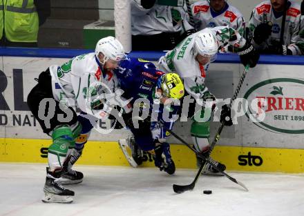 EBEL. Eishockey Bundesliga. EC VSV gegen HK SZ Olimpija Ljubljana.  Arturs Kulda,   (VSV),    Nik Simsic, Rok Kapel (Ljubljana). Villach, am 22.1.2023
Foto: Kuess
www.qspictures.net
---
pressefotos, pressefotografie, kuess, qs, qspictures, sport, bild, bilder, bilddatenbank