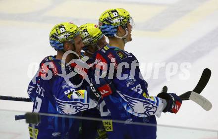 EBEL. Eishockey Bundesliga. EC VSV gegen HK SZ Olimpija Ljubljana.   Torjubel Blaz Tomazevic, Nicolas Rivett-Mattinen  (VSV).  Villach, am 22.1.2023
Foto: Kuess
www.qspictures.net
---
pressefotos, pressefotografie, kuess, qs, qspictures, sport, bild, bilder, bilddatenbank