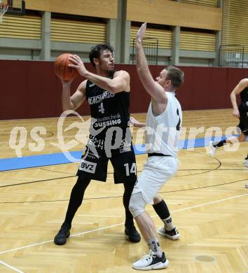 Basketball 2. Liga 2022/2023. Grunddurchgang 13. Runde.  KOS Celovec gegen  Guessing Blackbirds.  Tim Huber (KOS), Christoph Astl    (Guessing). Klagenfurt, am 21.1.2023.
Foto: Kuess
www.qspictures.net
---
pressefotos, pressefotografie, kuess, qs, qspictures, sport, bild, bilder, bilddatenbank