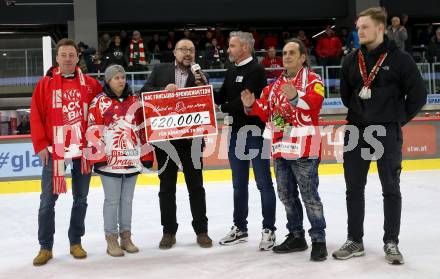 EBEL. Eishockey Bundesliga. EC KAC gegen  spusu Vienna Capitals.   ScheckÃ¼bergabe. KAC Fanclub Spendenaktion fuer Kaerntner in Not.  Klagenfurt, am 27.1.2023.
Foto: Kuess
www.qspictures.net
---
pressefotos, pressefotografie, kuess, qs, qspictures, sport, bild, bilder, bilddatenbank