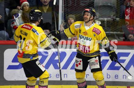 EBEL. Eishockey Bundesliga. EC KAC gegen  spusu Vienna Capitals.  Torjubel Yannic Pilloni, Sascha Bauer (Vienna Capitals). Klagenfurt, am 27.1.2023.
Foto: Kuess
www.qspictures.net
---
pressefotos, pressefotografie, kuess, qs, qspictures, sport, bild, bilder, bilddatenbank