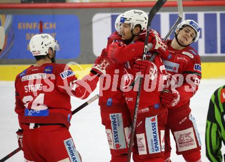 EBEL. Eishockey Bundesliga. EC KAC gegen  spusu Vienna Capitals.   Torjubel Matthew Fraser, Nikolaus Kraus, Lucas Lessio,l Steven Strong  (KAC).  Klagenfurt, am 27.1.2023.
Foto: Kuess
www.qspictures.net
---
pressefotos, pressefotografie, kuess, qs, qspictures, sport, bild, bilder, bilddatenbank