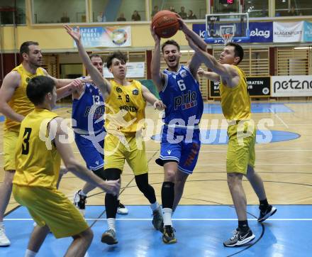 Basketball 2. Liga 2022/2023. Grunddurchgang 14. Runde. Woerthersee Piraten gegen Kufstein Towers.  Felix Leindecker, Jan-Arne Apschner  (Piraten), Luka Bozak  (Kufstein Towers). Klagenfurt, am 28.1.2023.
Foto: Kuess
www.qspictures.net
---
pressefotos, pressefotografie, kuess, qs, qspictures, sport, bild, bilder, bilddatenbank