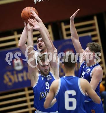 Basketball 2. Liga 2022/2023. Grunddurchgang 17. Runde.  KOS Celovec gegen Kufstein Towers.  Andi Shehu (KOS), Karlo Lebo,  Kasparas Berenis (Kufstein). Klagenfurt, am 18.2.2023.
Foto: Kuess
www.qspictures.net
---
pressefotos, pressefotografie, kuess, qs, qspictures, sport, bild, bilder, bilddatenbank