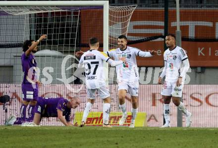 Fussball Bundesliga. SK Austria Klagenfurt gegen RZ Pellets WAC. Torjubel Adis Jasic,  Tai Baribo, Maurice Maximilian Malone,  (WAC). Klagenfurt, am 18.2.2023.
Foto: Kuess
---
pressefotos, pressefotografie, kuess, qs, qspictures, sport, bild, bilder, bilddatenbank