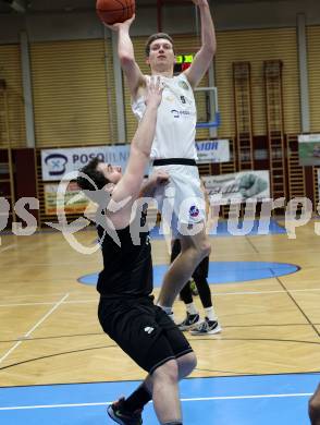 Basketball 2. Liga 2022/2023. Grunddurchgang 18. Runde.  KOS Celovec gegen Woerthersee Piraten.  Andi Smrtnik (KOS), Andreas Nuck  (Piraten). Klagenfurt, am 25.2.2023.
Foto: Kuess
www.qspictures.net
---
pressefotos, pressefotografie, kuess, qs, qspictures, sport, bild, bilder, bilddatenbank