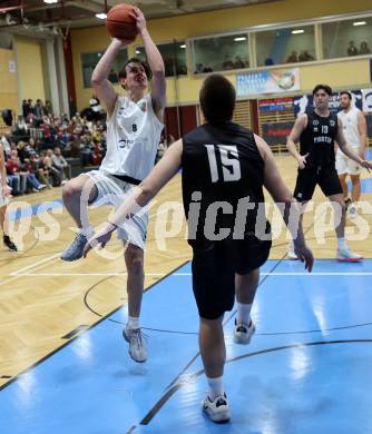 Basketball 2. Liga 2022/2023. Grunddurchgang 18. Runde.  KOS Celovec gegen Woerthersee Piraten. Lorenz Windisch  (KOS),  David Jelkic (Piraten). Klagenfurt, am 25.2.2023.
Foto: Kuess
www.qspictures.net
---
pressefotos, pressefotografie, kuess, qs, qspictures, sport, bild, bilder, bilddatenbank
