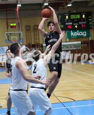 Basketball 2. Liga 2022/2023. Grunddurchgang 18. Runde.  KOS Celovec gegen Woerthersee Piraten.   Tim Huber (KOS), Nick Cevizovic  (Piraten). Klagenfurt, am 25.2.2023.
Foto: Kuess
www.qspictures.net
---
pressefotos, pressefotografie, kuess, qs, qspictures, sport, bild, bilder, bilddatenbank