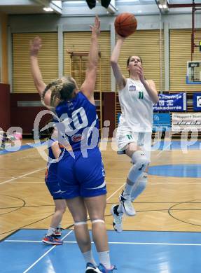 Basketball Damen Superliga. Grunddurchgang 14. Runde. KOS Celovec Damen gegen DBB LZ OOE.  Lana Santelj (KOS),  Sonja Andjelkovic (OOE). Klagenfurt, 25.2.2023.
Foto: Kuess
---
pressefotos, pressefotografie, kuess, qs, qspictures, sport, bild, bilder, bilddatenbank