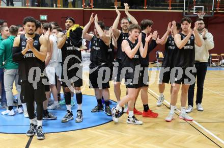 Basketball 2. Liga 2022/2023. Grunddurchgang 18. Runde.  KOS Celovec gegen Woerthersee Piraten. Jubel   (Piraten). Klagenfurt, am 25.2.2023.
Foto: Kuess
www.qspictures.net
---
pressefotos, pressefotografie, kuess, qs, qspictures, sport, bild, bilder, bilddatenbank