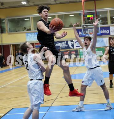 Basketball 2. Liga 2022/2023. Grunddurchgang 18. Runde.  KOS Celovec gegen Woerthersee Piraten. Tim Huber, Stefan Blazevic (KOS),  Nick Cevizovic (Piraten). Klagenfurt, am 25.2.2023.
Foto: Kuess
www.qspictures.net
---
pressefotos, pressefotografie, kuess, qs, qspictures, sport, bild, bilder, bilddatenbank