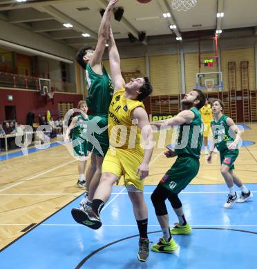 Basketball 2. Liga 2022/2023. Grunddurchgang 19. Runde. Woerthersee Piraten gegen Dornbirn Lions.   Andreas Nuck (Piraten),  Jaksa Sola (Dornbirn). Klagenfurt, am 3.4.2023.
Foto: Kuess
www.qspictures.net
---
pressefotos, pressefotografie, kuess, qs, qspictures, sport, bild, bilder, bilddatenbank