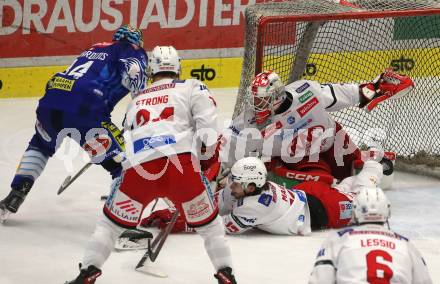 EBEL. Eishockey Bundesliga. VSV gegen KAC.   Andrew Desjardins,  (VSV),  Steven Strong, David Maier, Sebastian Dahm   (KAC). Klagenfurt, am 7.3.2023.
Foto: Kuess
www.qspictures.net
---
pressefotos, pressefotografie, kuess, qs, qspictures, sport, bild, bilder, bilddatenbank